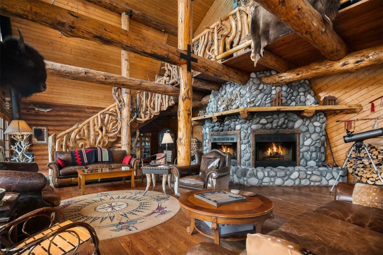 Bar N Ranch Villa West Yellowstone Exterior photo