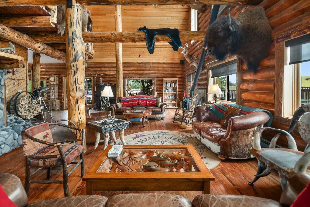 Bar N Ranch Villa West Yellowstone Exterior photo